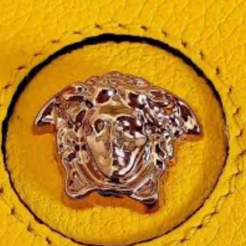 BNWT Versace Mini Medusa Yellow Card Case/Wallet - Picture 3 of 4